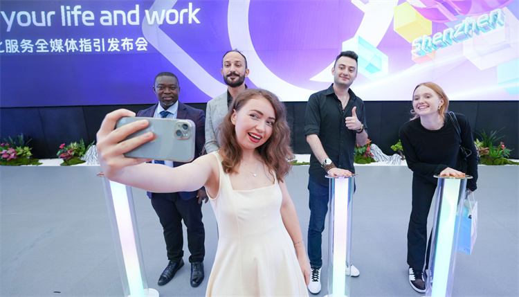 重點商戶可受理外卡率升至96%  深圳發布外籍人士便利化服務全媒體指引