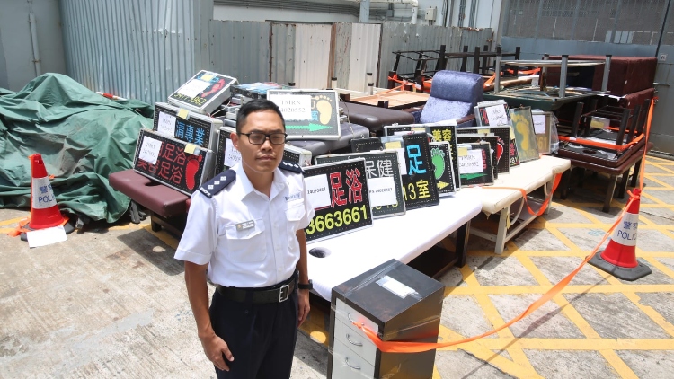 警方打擊無牌按摩院 拘捕14名女子