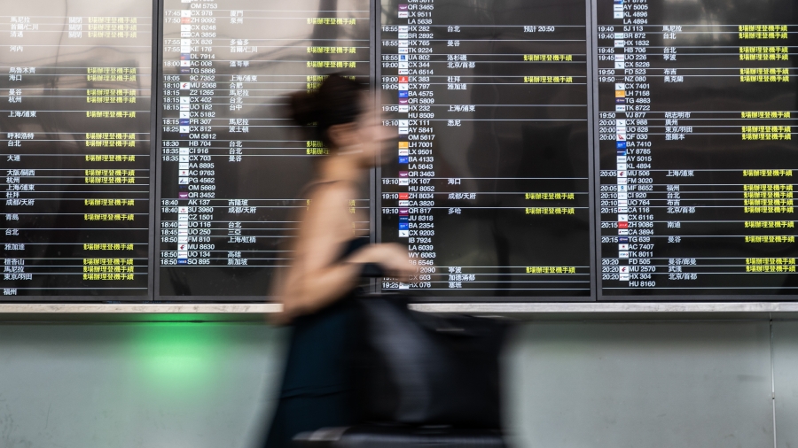 機管局：今早機場所有航班資料顯示屏正常運作