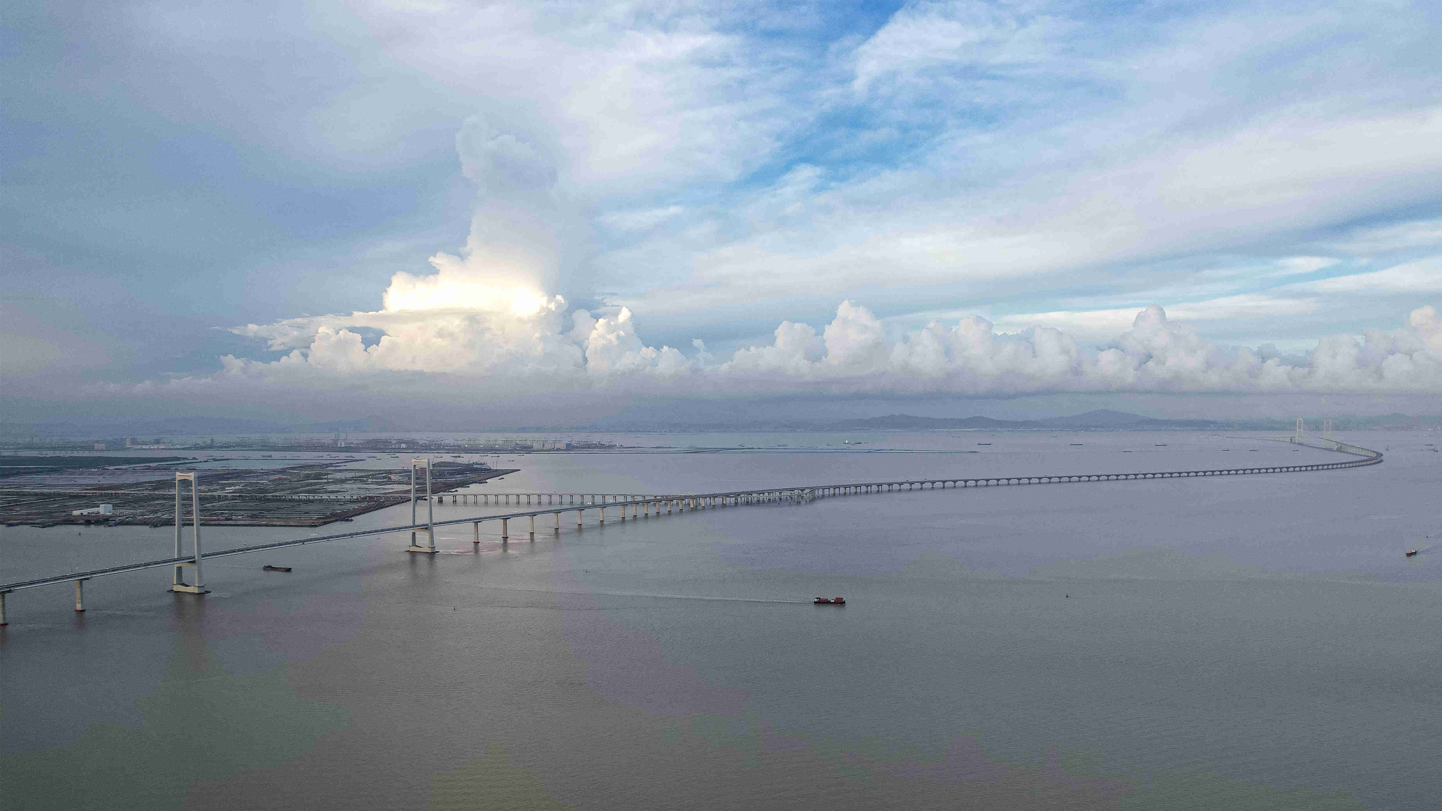 深中通道建成開通 習近平總書記發來賀信