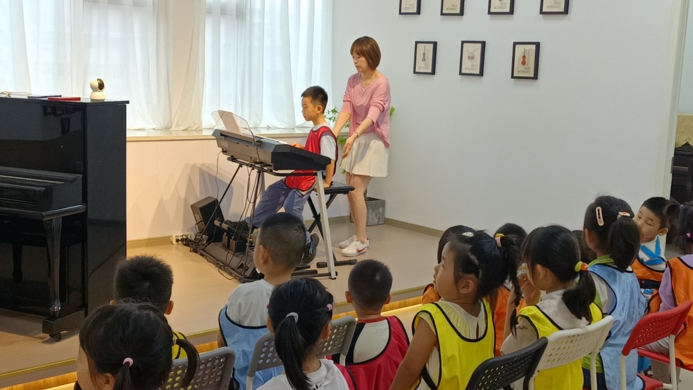 合肥廬陽區推出「官方帶娃」服務 破解暑期看護難題