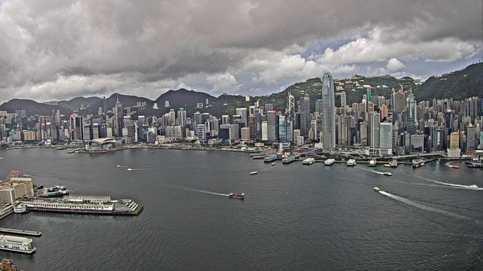 「派比安」本港500公里外掠過 一號波至少維持至中午12時