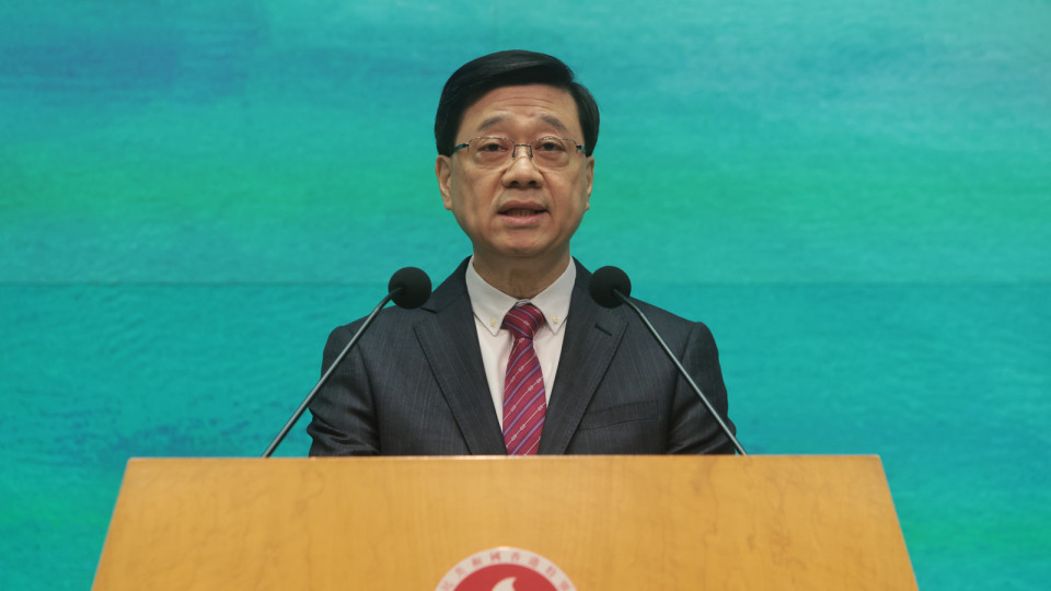 巴黎殘奧 | 中國香港代表團舉行授旗禮 李家超：期待運動員展示香港精神