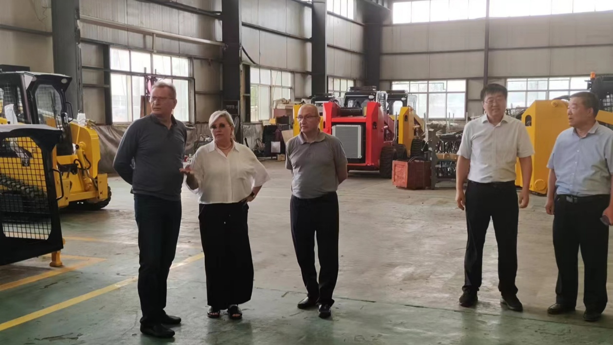 俄羅斯莫斯科州洛布尼亞市代表團到訪山東泰安