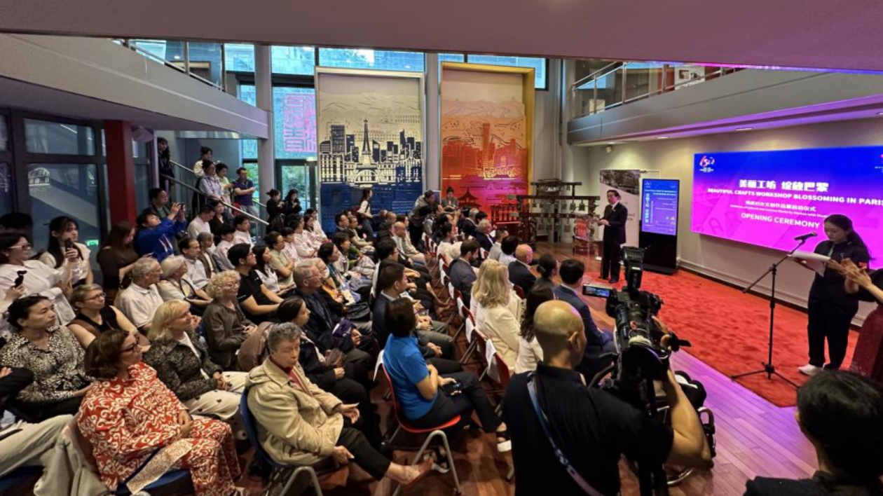 愛無聲助殘幫扶  非遺魚皮畫在巴黎殘奧會亮相