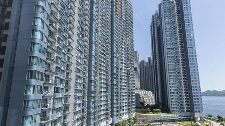 【港樓】減息首周末十大藍籌成交腰斬