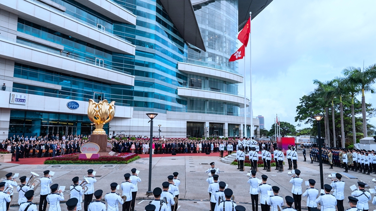 為配合10·1升旗儀式及煙花匯演 港島九龍將於9·30及10·1實施特別交通安排