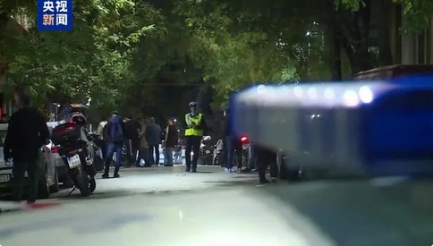 希臘首都雅典的一棟公寓樓發生爆炸 致1死1傷