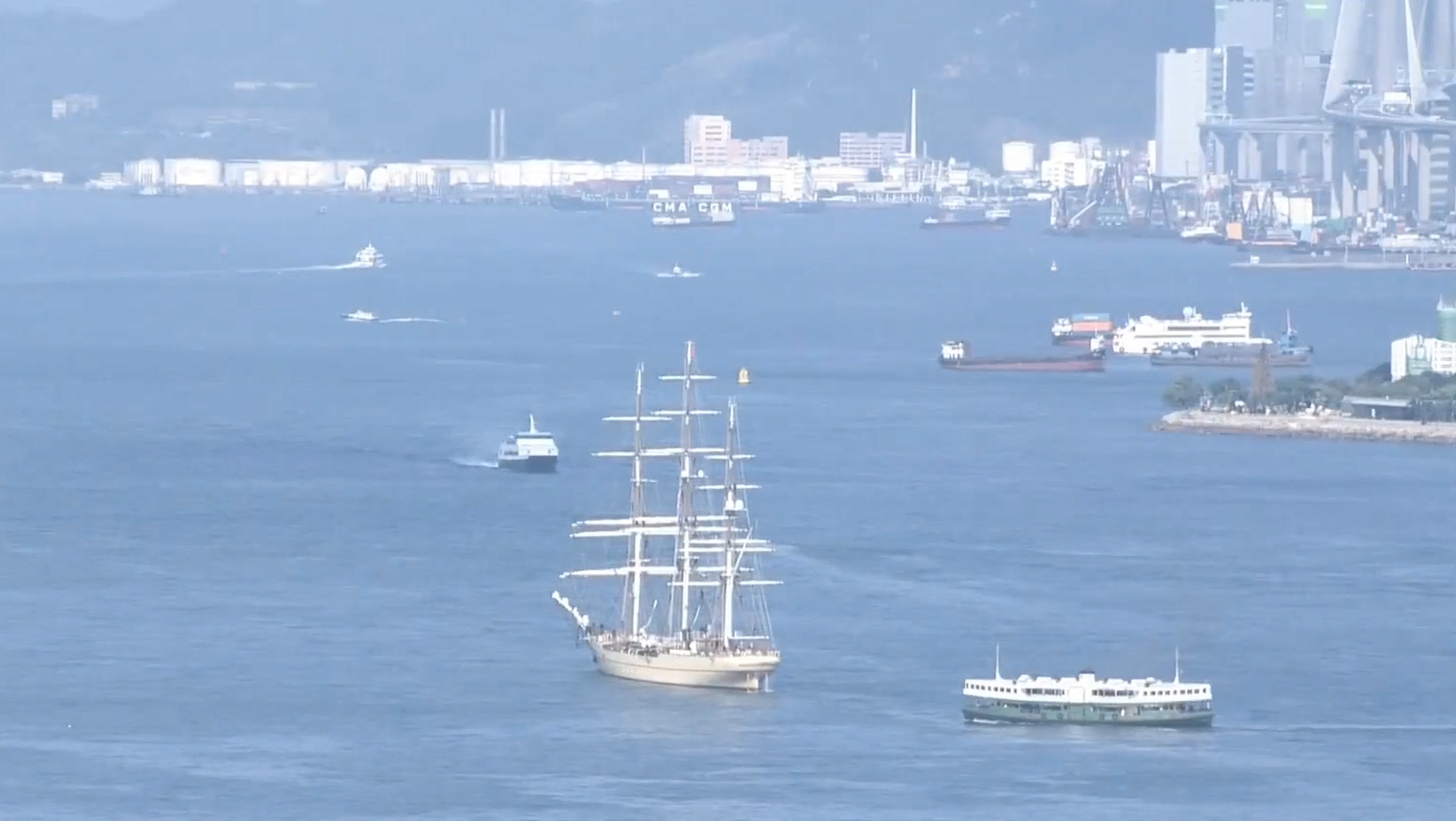 解放軍風帆訓練艦「破浪號」首度訪港 將停靠3日