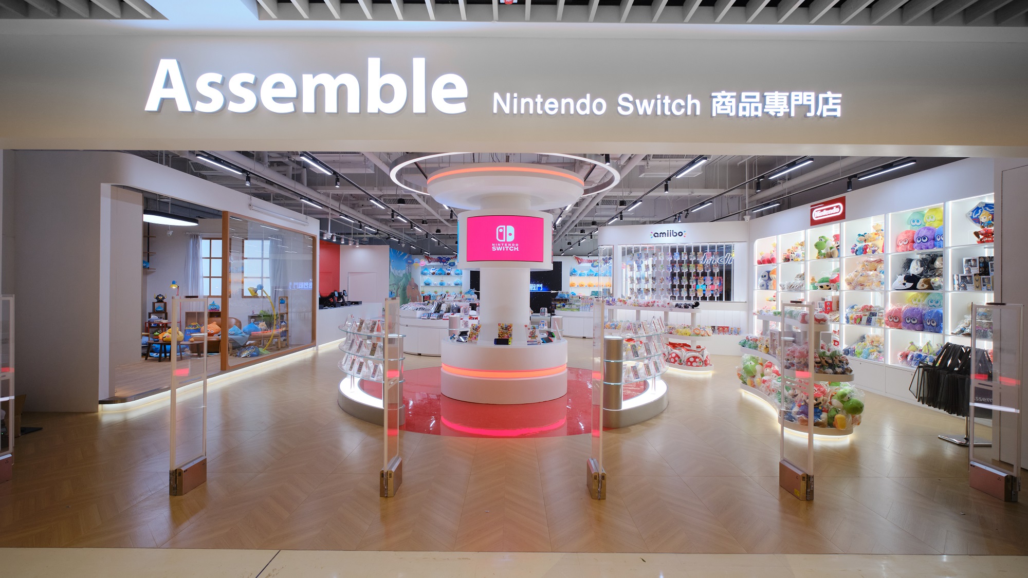 【購物】電玩遊戲生活館開幕 大型雕塑打卡 兼買限量產品