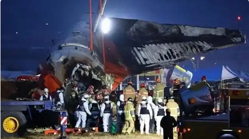 韓國墜毀客機的飛行數據記錄器將交由美國分析