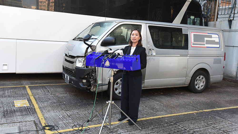 元旦吸毒開車拖行警員70米 56歲男子被捕