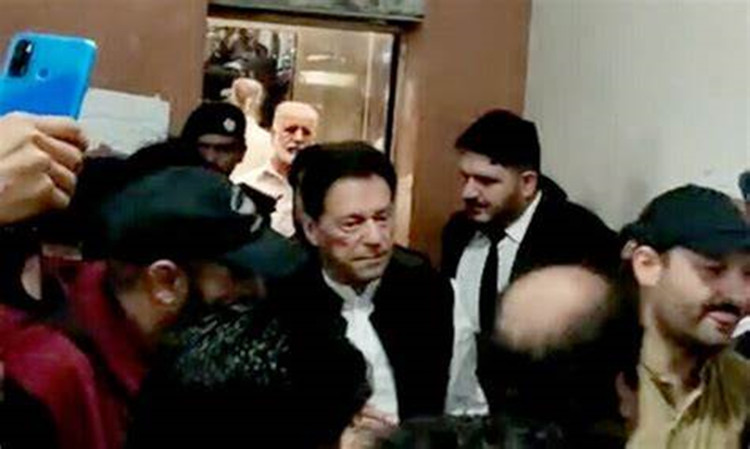 巴基斯坦前總理伊姆蘭·汗被判14年監禁