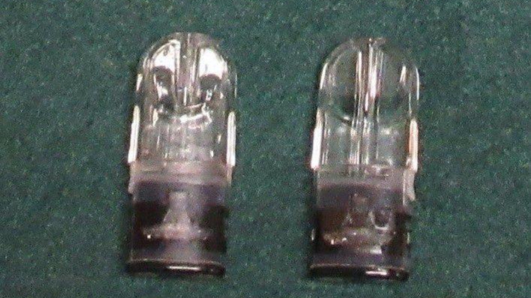 海關偵破3宗旅客管有和販運懷疑「太空油」等毒品案 拘捕3人