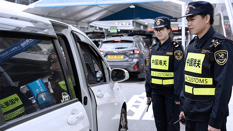 又「火」啦！港珠澳大橋口岸單日進出境車輛突破2.5萬輛次