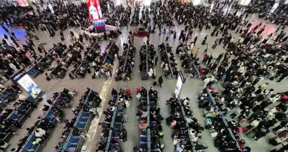 中國春運前20天全社會跨區域人員流動量預計達48億人次