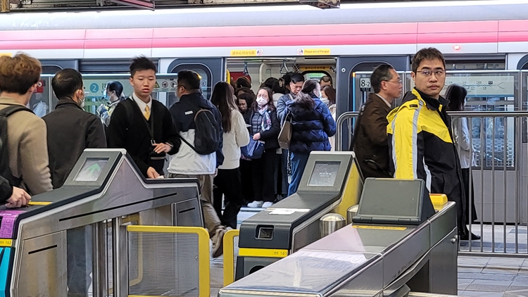 太和站工程車故障｜東鐵線非繁忙時間列車安排 金鐘站至火炭站每4至8分鐘一班