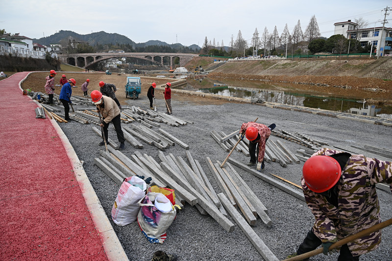 皖祁門縣：項目復工熱潮湧 蛇年奮進開新局