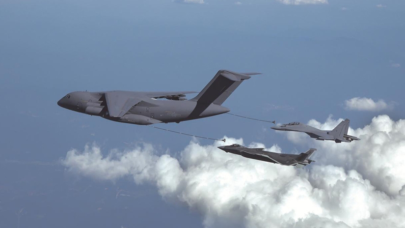 新時代 千年小城和中國戰鷹的故事