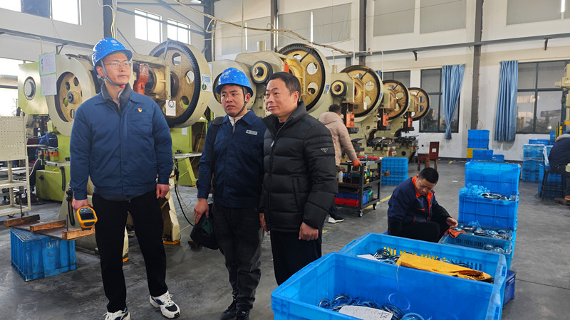 皖休寧縣：「滿格電」助企「開門紅」