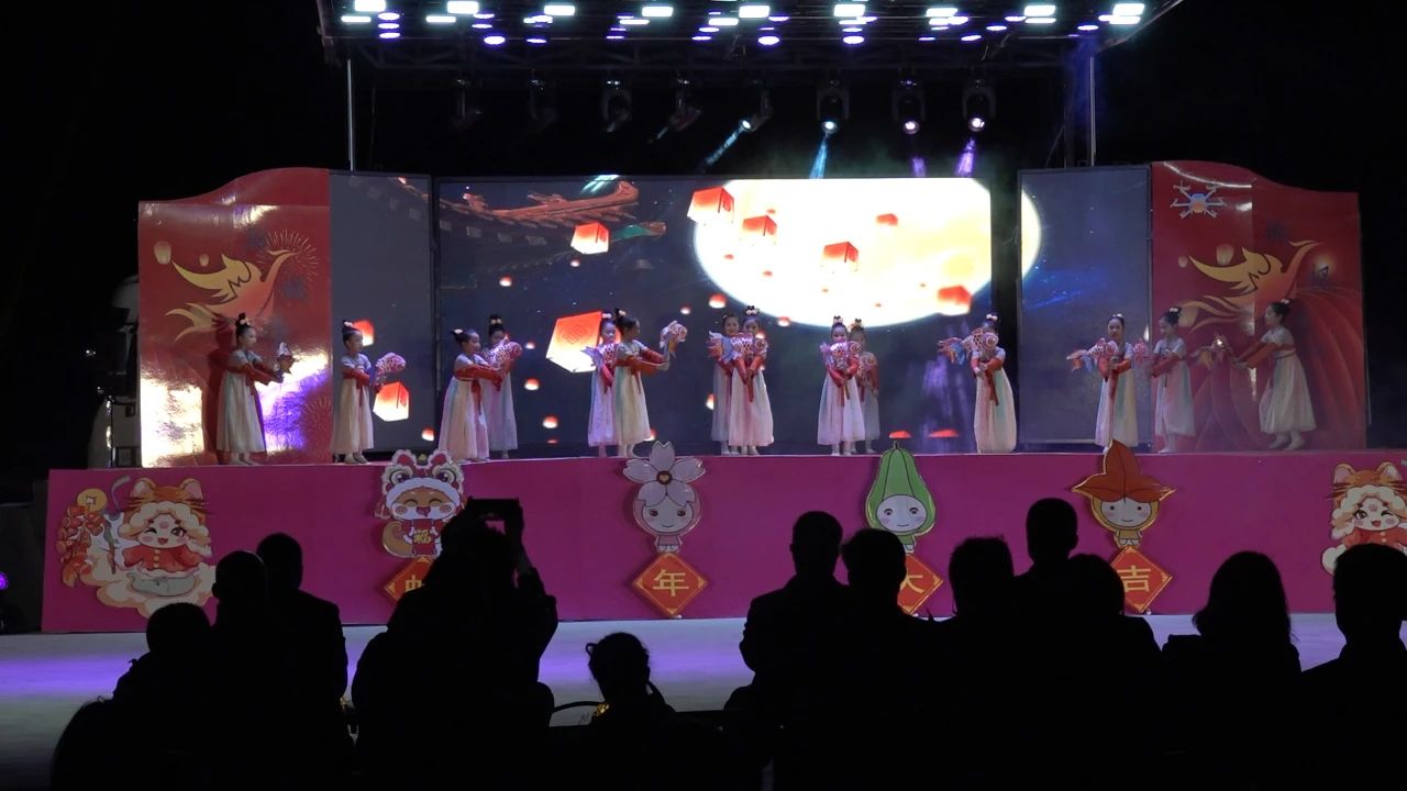 韶關新豐：元宵節遇上無人機，科技為傳統文化增色添彩