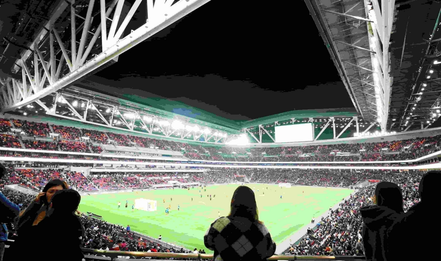 【港商時評】大騷響頭炮 盛事浪接浪