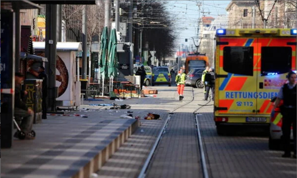 德國曼海姆發生汽車衝撞人群事件 已致1死多傷