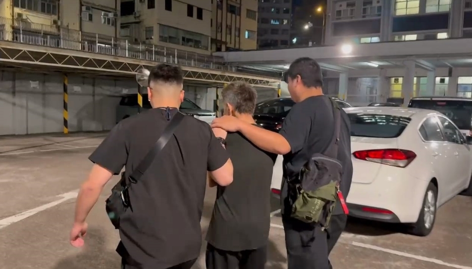 警方拘捕六旬男子 涉大窩口扒竊偷手機   