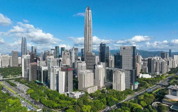 政府工作報告起草組負責人：5%左右的增長目標可以實現