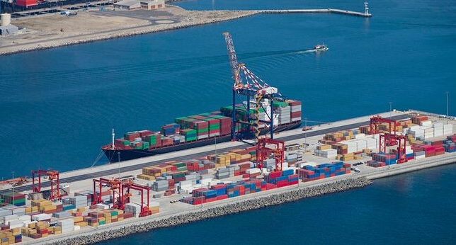 中國1-2月貿易賬12260.6億元 出口同比增3.4%