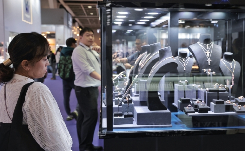 珠寶雙展吸引逾8.2萬買家入場 近77%受訪者看好中東市場
