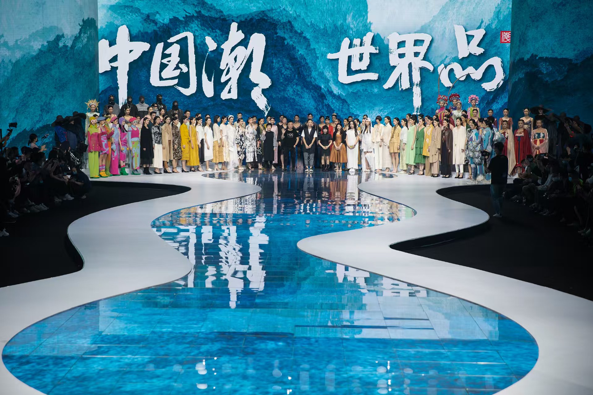 世界紡織看汕頭丨中國貼身服飾第一展 面積從三萬到十三萬平方米