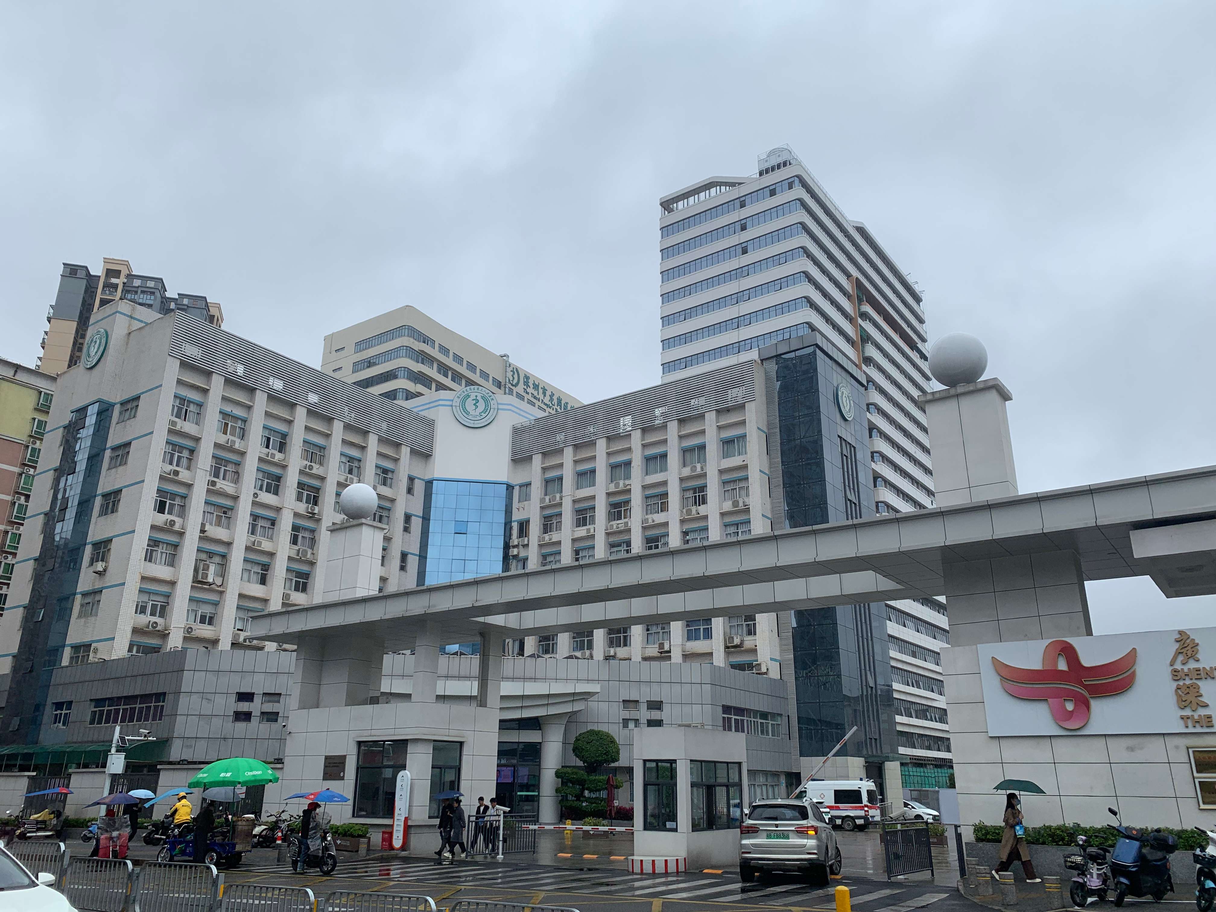 龍崗三院引入DeepSeek大模型診療 AI協助醫生上演4分鐘「生死決斷」！