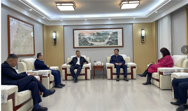 新疆河南工商企業聯合會赴兵團第九師白楊市考察