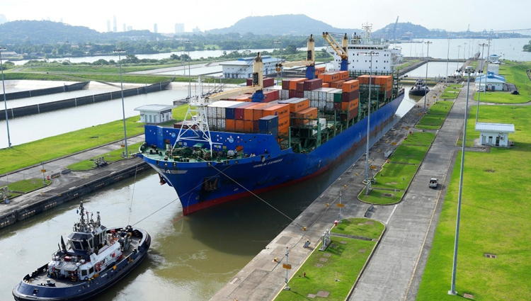 為確保美國進入巴拿馬運河 美國防部已受命提供「軍事選擇」