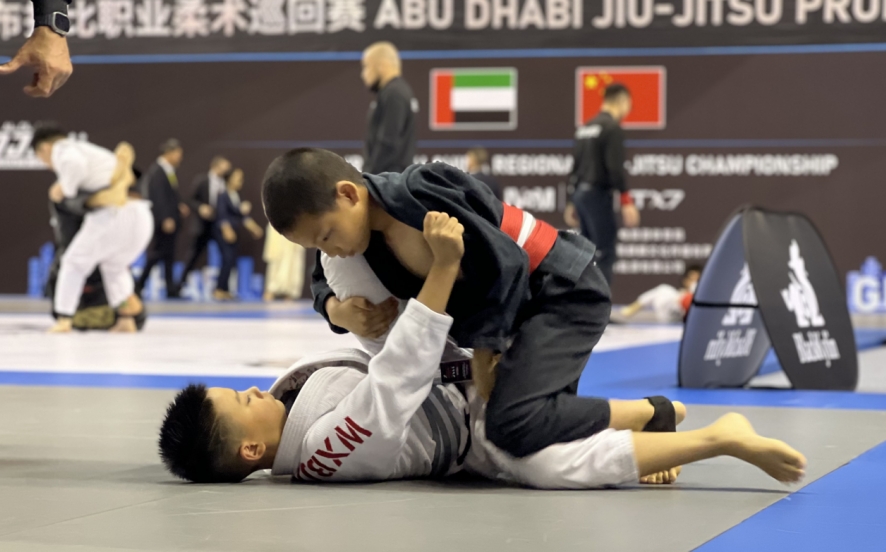 國際頂級賽事落地花都 10餘國柔術戰隊齊「過招」