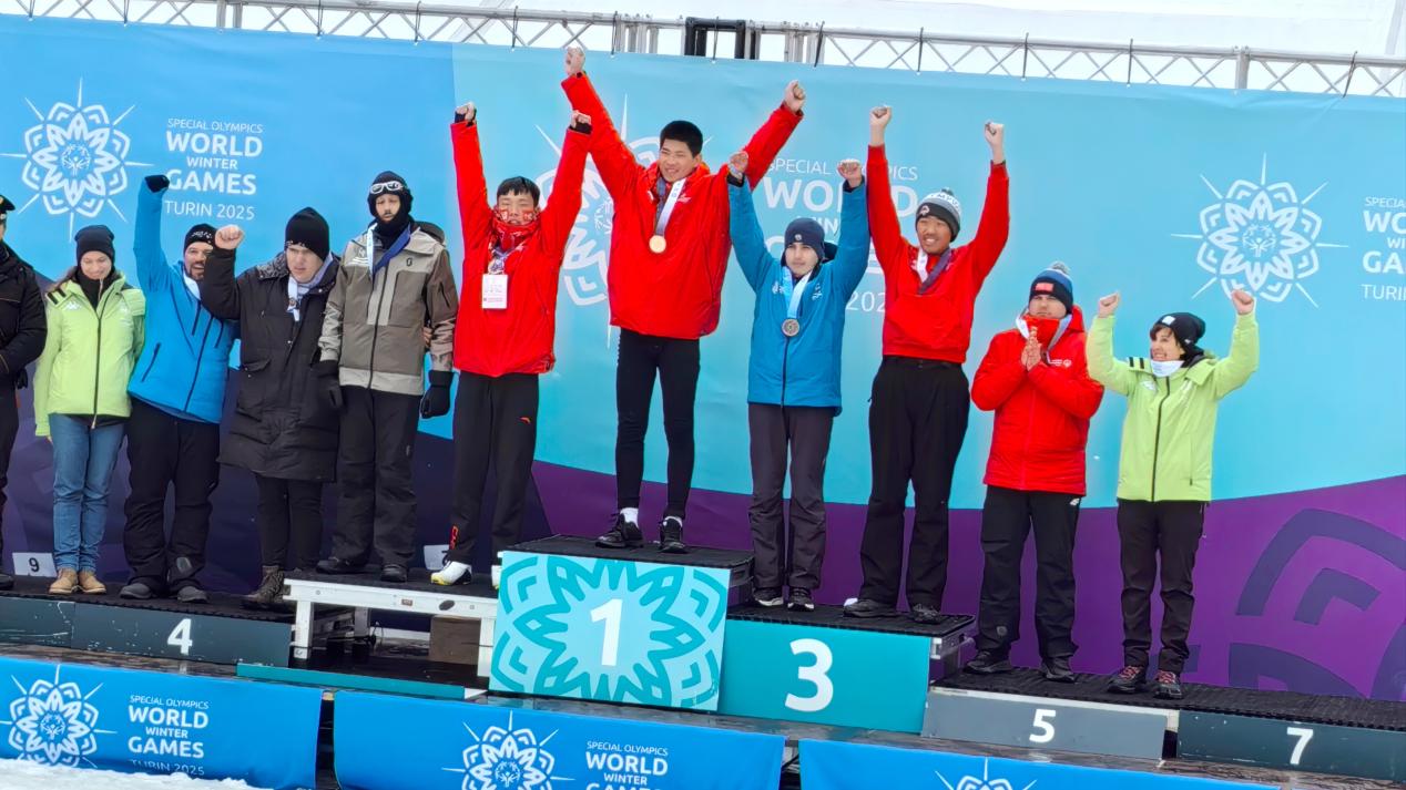 中國特奧健兒閃耀都靈冬特奧會 鐵西運動員首戰創佳績