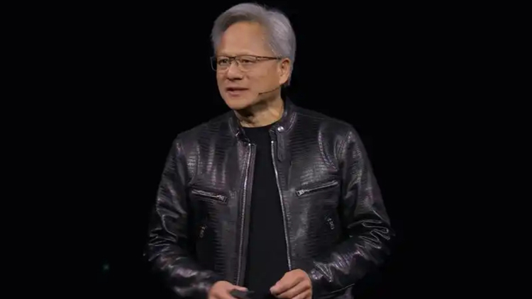 黃仁勛，重磅發聲！