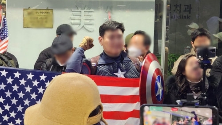 扮「美國隊長」強闖中國駐韓使館 男子遭韓檢方起訴