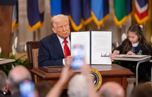 特朗普正式簽署行政令推動教育部的關閉