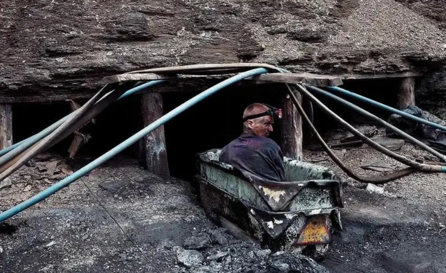 特朗普稱美將很快與烏簽署稀土協議 