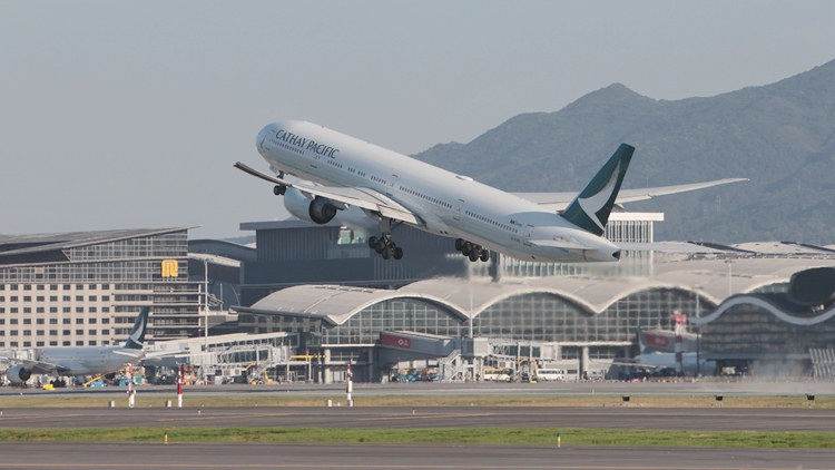 倫敦希斯路機場停電關閉 國泰取消今日2班往倫敦航班及所有倫敦返港航班