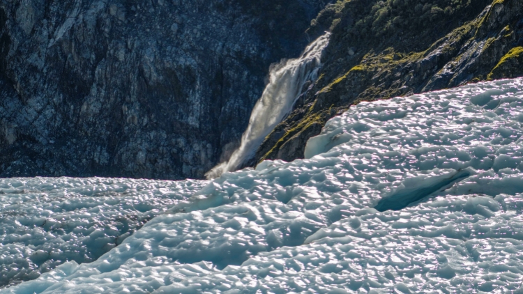 聯合國教科文組織：應加強應對山脈和冰川發生的危機