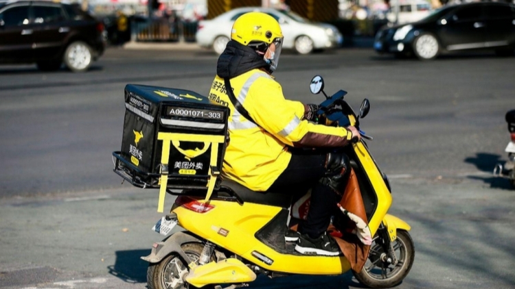 美團去年經調整盈利增88% 下季起實施騎手社保試點