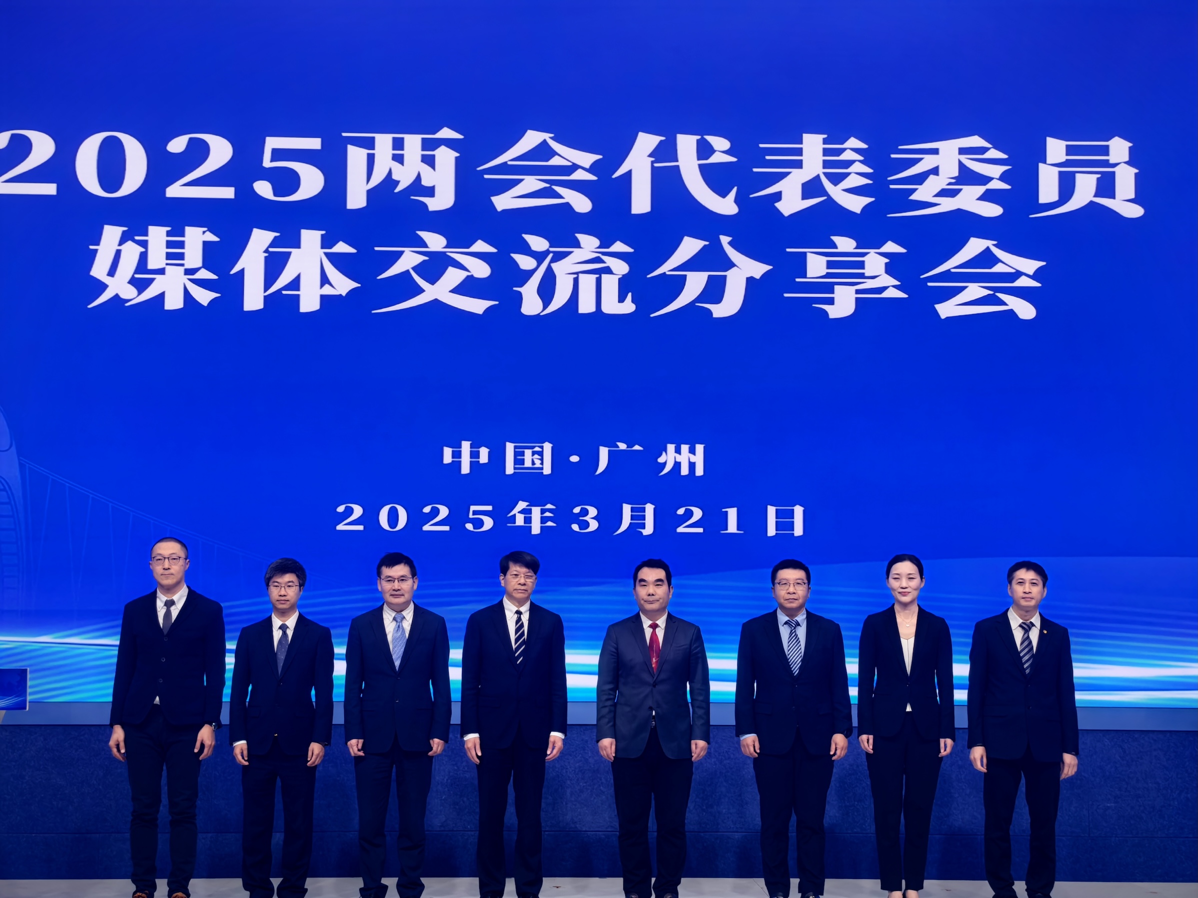 加快促進新質生產力發展 兩會代表委員分享廣州科技創新成果