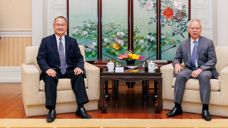 岑浩輝會見粵港澳大灣區企業家聯盟主席蔡冠深一行