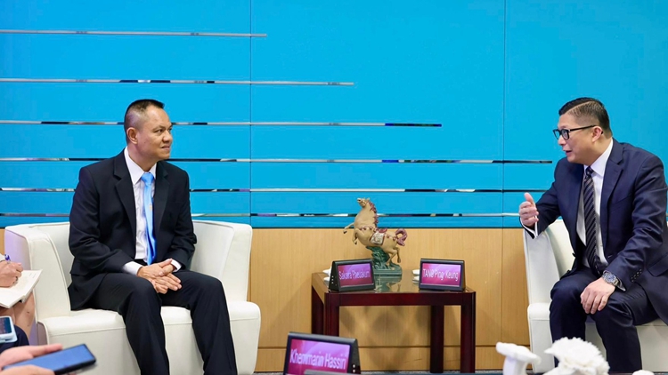  鄧炳強晤泰國旅遊警察局長 交流情報冀盡快救出餘下受困港人