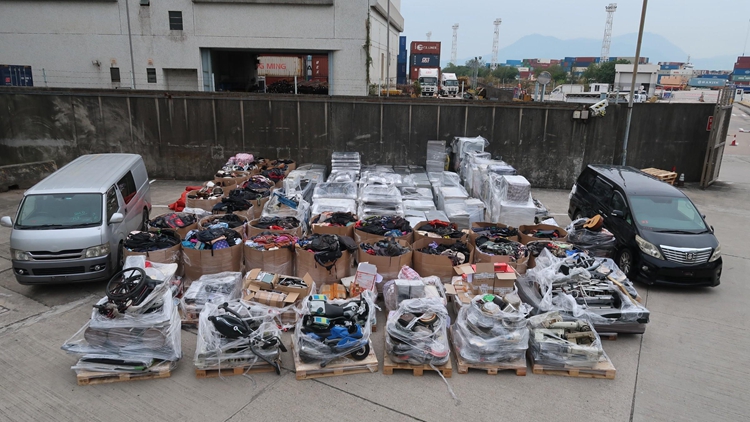 海關偵破利用遠洋船運往新加坡走私案 檢值1000萬走私物品