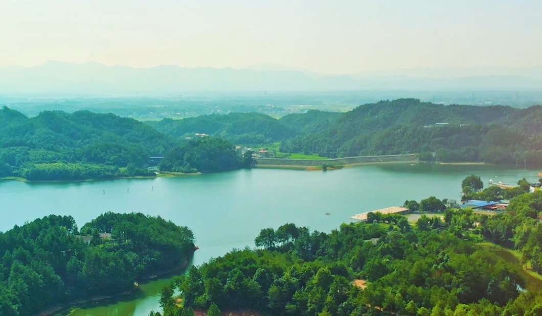一湖競風流！ 看《長沙一分鐘》，到赤馬湖打卡運動生活新場景