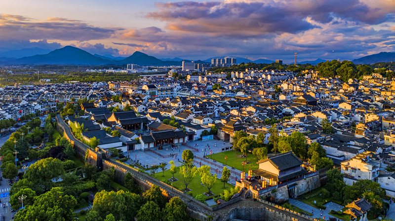 春風相牽春水如弦  2025全國春季鄉村旅遊盛典「花開」歙縣